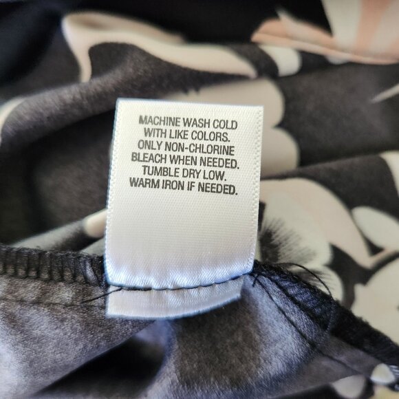 Roz & Ali Black and White Floral Wrap Open Jacket, Lapel Collar, Long Sleeve - Picture 9 of 10